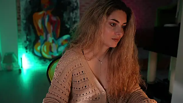 Snapshot of _Allie_ chatting on March 8, 4:56 am Allie online show from March 8, 4:56 am