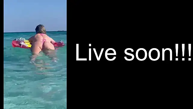 Snapshot of _Allie_ chatting on September 9, 5:17 am Allie online show from September 9, 5:17 am