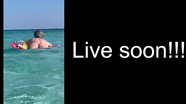 Snapshot of _Allie_ chatting on September 12, 4:34 am Allie online show from September 12, 4:34 am