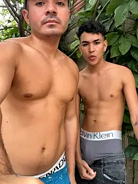 twinks 28 online show from November 29, 9:37 pm