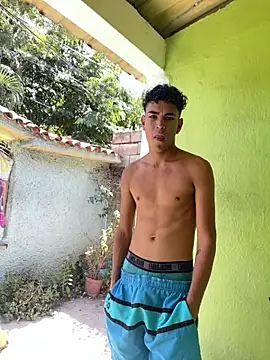 twinks 28 online show from February 12, 5:56 pm