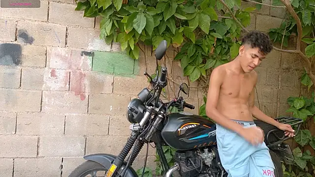 twinks 28 online show from February 10, 9:58 pm