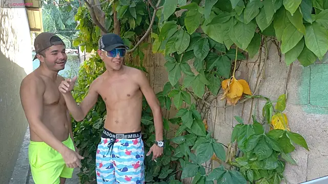 twinks 28 online show from December 15, 6:25 pm