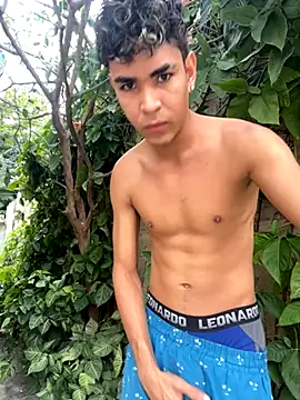 twinks 28 online show from November 26, 6:30 pm