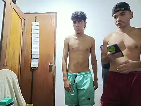 twinks 28 online show from February 27, 11:48 pm