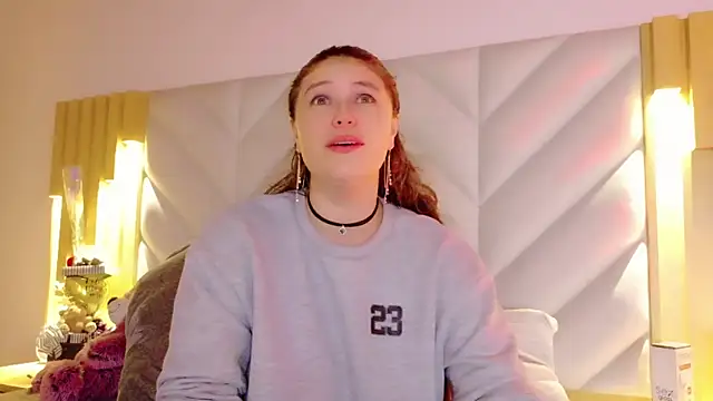 Anaise latif online show from March 27, 11:38 pm