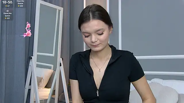 AsterQuinn online show from November 23, 3:44 pm