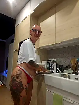 Snapshot of Emma_Milf25 chatting on November 15, 7:29 pm Emma Milf25 online show from November 15, 7:29 pm