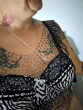 Emma Milf25 online show from March 2, 9:44 pm