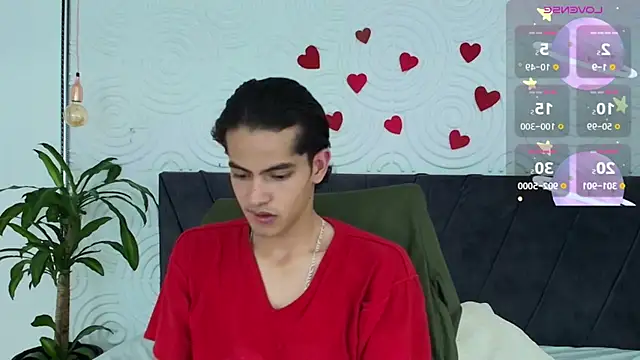 Maximoherrera 16 online show from May 29, 12:33 pm