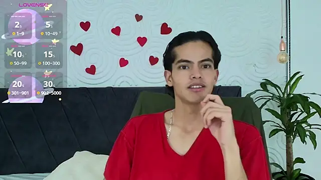 Maximoherrera 16 online show from May 4, 1:03 pm