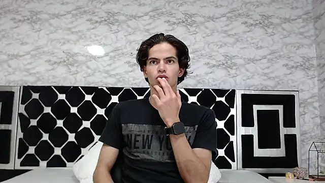 Maximoherrera 16 online show from March 1, 3:32 am