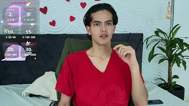 Maximoherrera 16 online show from May 6, 12:20 pm