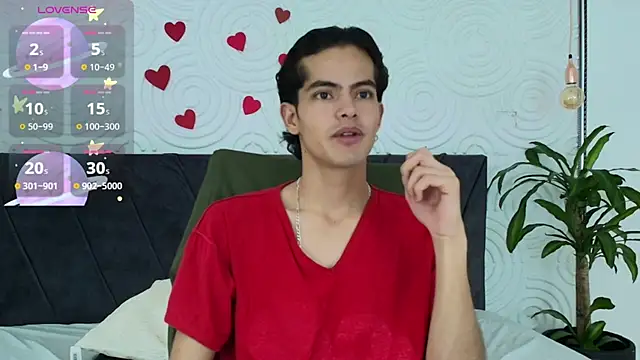 Maximoherrera 16 online show from April 22, 7:09 pm
