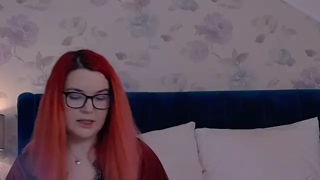 KailyKay online show from March 30, 6:09 pm