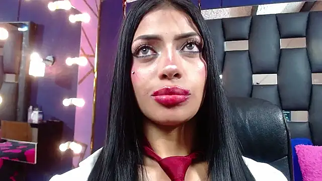 EMYCLARK01 online show from March 4, 2:52 am