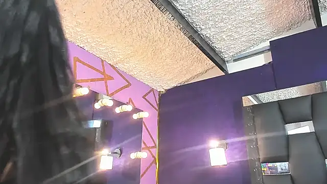 EMYCLARK01 online show from September 20, 3:55 am