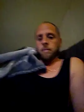 DearRusting online show from May 9, 1:53 am