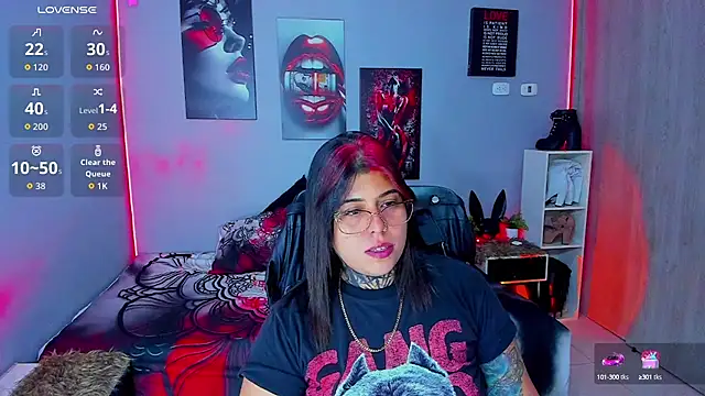 Snapshot of Veronika_metal chatting on September 22, 4:40 am Veronika metal online show from September 22, 4:40 am