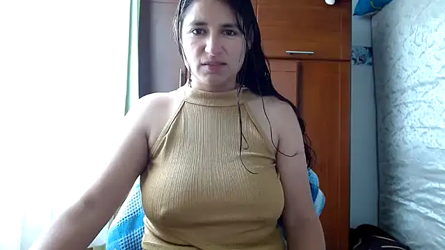 Escarcha-blue online show from May 22, 5:00 pm