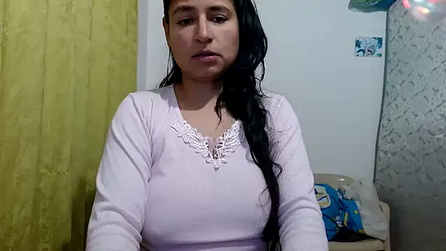 Snapshot of Escarcha-blue chatting on January 5, 11:30 pm Escarcha-blue online show from January 5, 11:30 pm