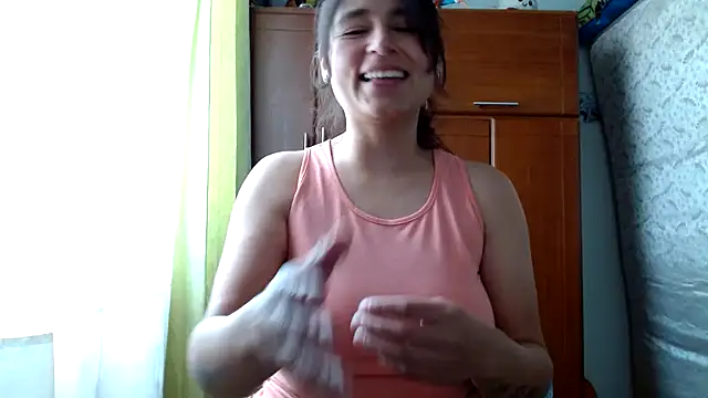 Escarcha-blue online show from May 15, 9:02 pm