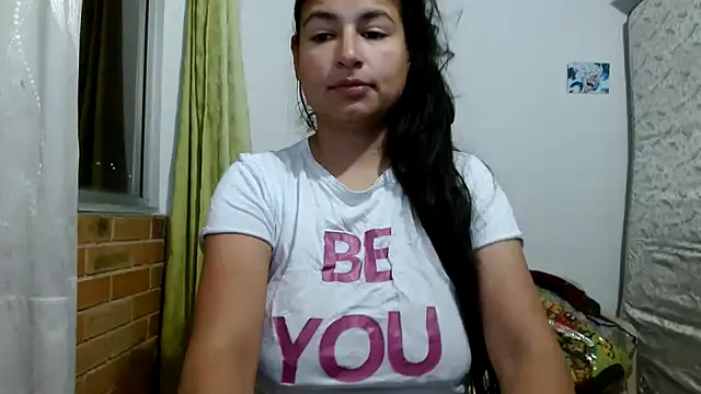 Snapshot of Escarcha-blue chatting on December 16, 12:15 am Escarcha-blue online show from December 16, 12:15 am