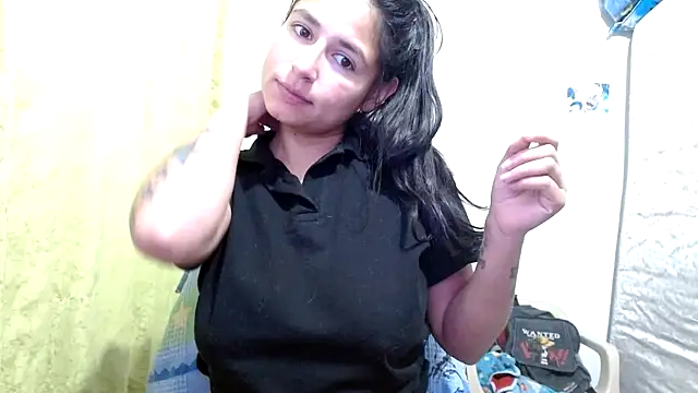 Snapshot of Escarcha-blue chatting on January 13, 11:52 pm Escarcha-blue online show from January 13, 11:52 pm