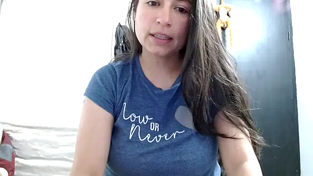 Escarcha-blue online show from October 25, 4:11 am