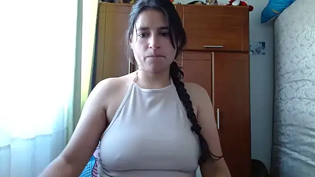 Escarcha-blue online show from May 27, 6:15 pm