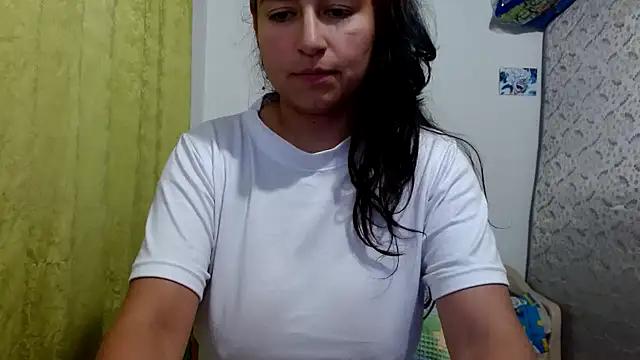 Snapshot of Escarcha-blue chatting on January 8, 1:11 am Escarcha-blue online show from January 8, 1:11 am