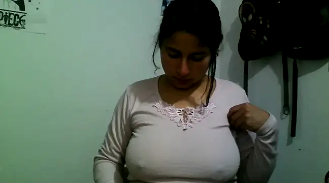 Escarcha-blue online show from March 18, 2:18 am