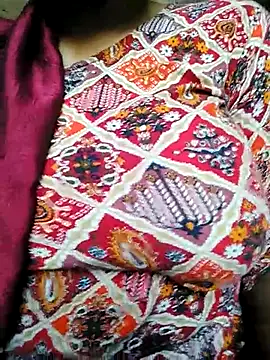 Snapshot of kusum_girl chatting on March 9, 3:01 am kusum girl online show from March 9, 3:01 am
