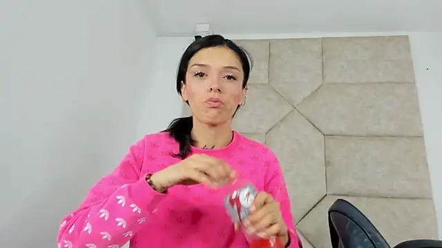 Vaiolett Smith online show from November 6, 12:53 pm