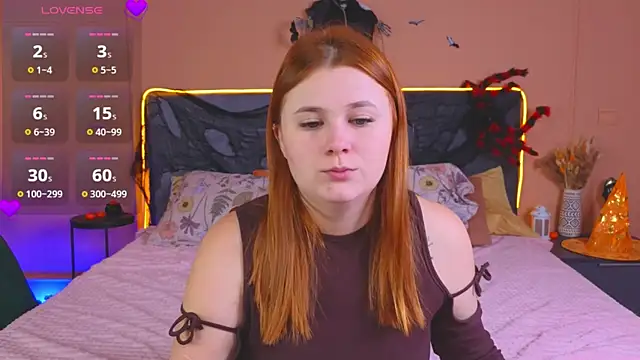 Snapshot of Eva_Starlight chatting on October 19, 4:04 am Eva Starlight online show from October 19, 4:04 am