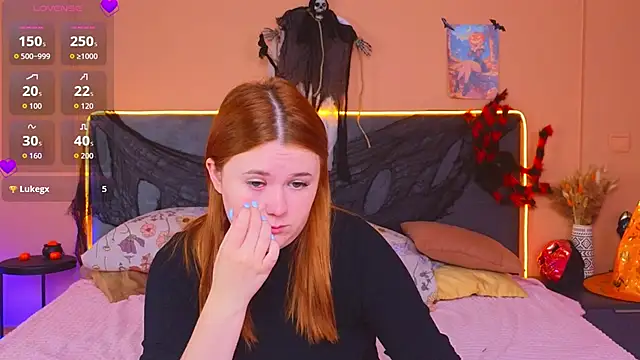 Eva Starlight online show from October 27, 4:13 am