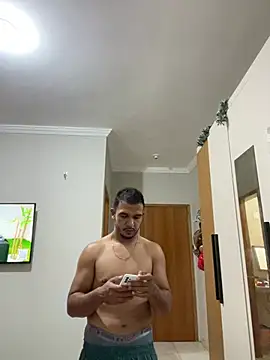 Lindp190194 online show from May 20, 10:29 pm