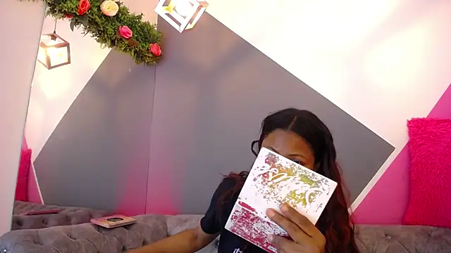 Agata Grubisic online show from December 21, 3:19 am