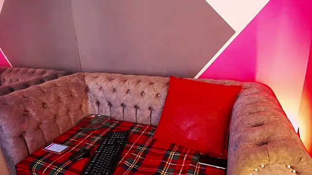 Agata Grubisic online show from February 12, 3:17 am