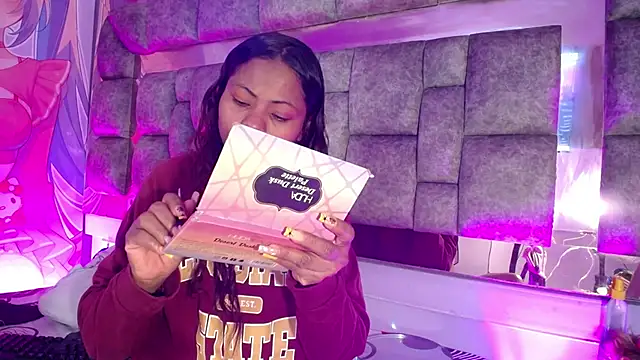 Agata Grubisic online show from November 12, 3:43 am