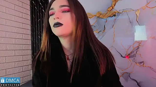 MaeveKuro online show from May 31, 3:12 am