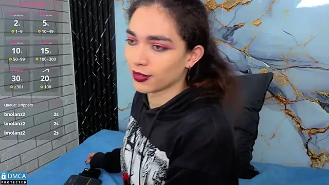 MaeveKuro online show from December 23, 3:28 am