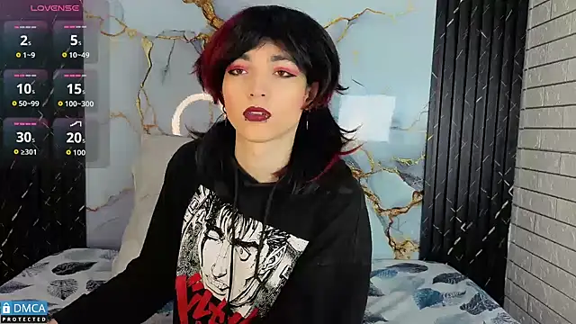 MaeveKuro online show from October 28, 3:07 am