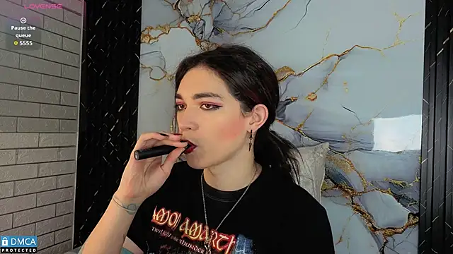 MaeveKuro online show from November 8, 3:10 am