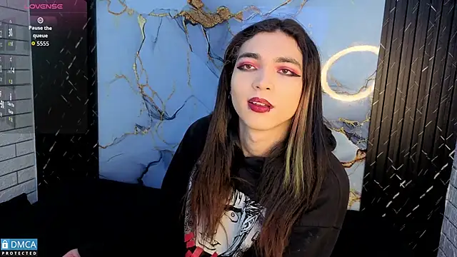 MaeveKuro online show from February 18, 3:04 am