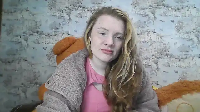 Snapshot of Eveline_May chatting on October 30, 12:03 pm Eveline May online show from October 30, 12:03 pm