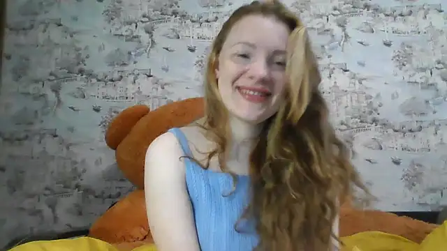 Snapshot of Eveline_May chatting on November 3, 9:46 am Eveline May online show from November 3, 9:46 am
