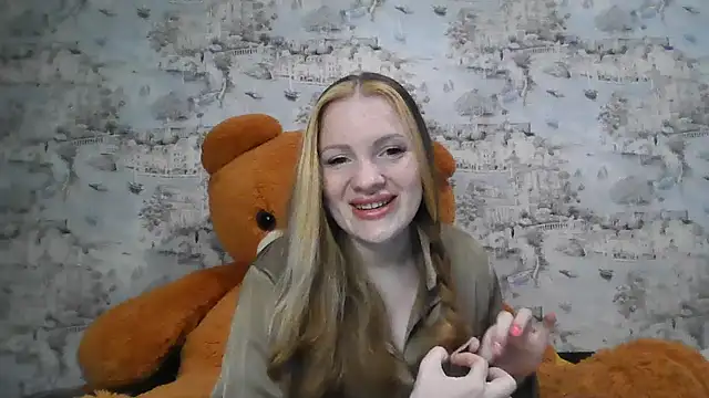 Snapshot of Eveline_May chatting on September 26, 2:57 pm Eveline May online show from September 26, 2:57 pm