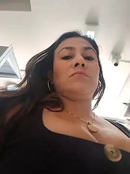 roxanasexy2025 online show from January 9, 4:36 pm