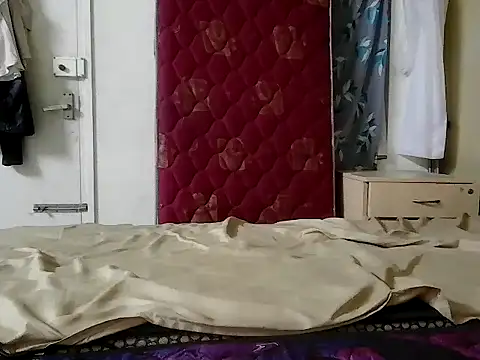 Snapshot of fitbuddy1 chatting on November 1, 6:02 pm fitbuddy1 online show from November 1, 6:02 pm